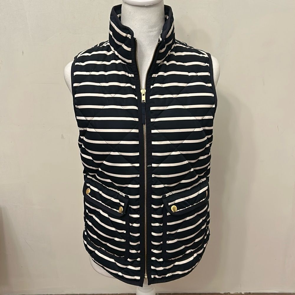 J Crew navy blue white striped puffer vest Size XS EUC